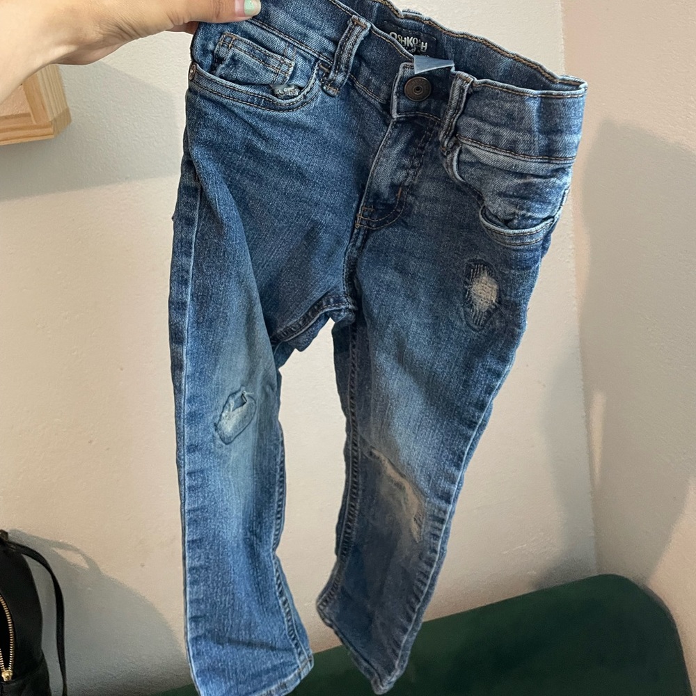 distressed skinny jeans